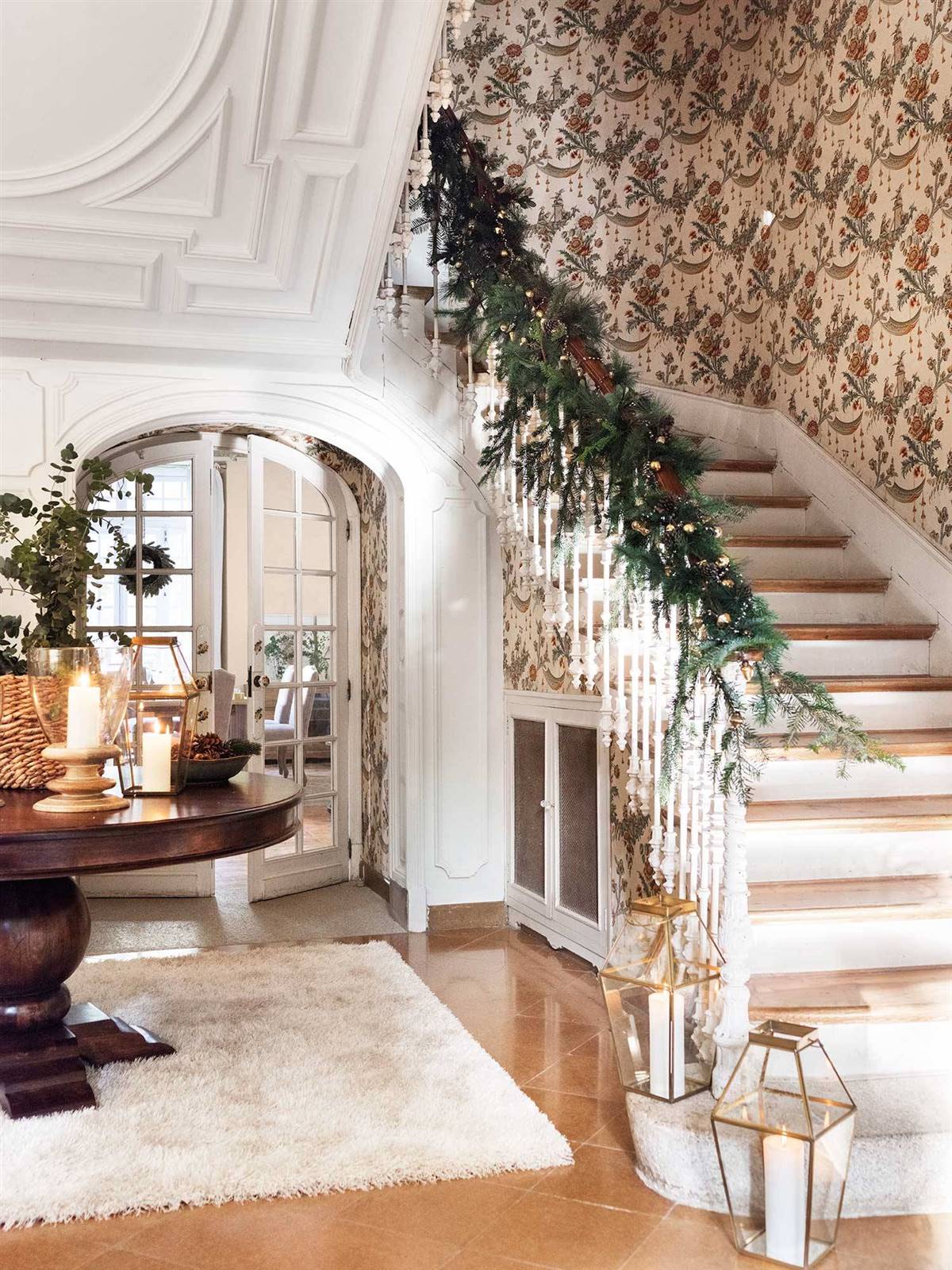 Decora las escaleras en Navidad: ideas mágicas para copiar