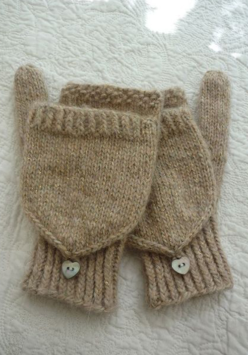 Midsummer Mittens - Free Pattern 