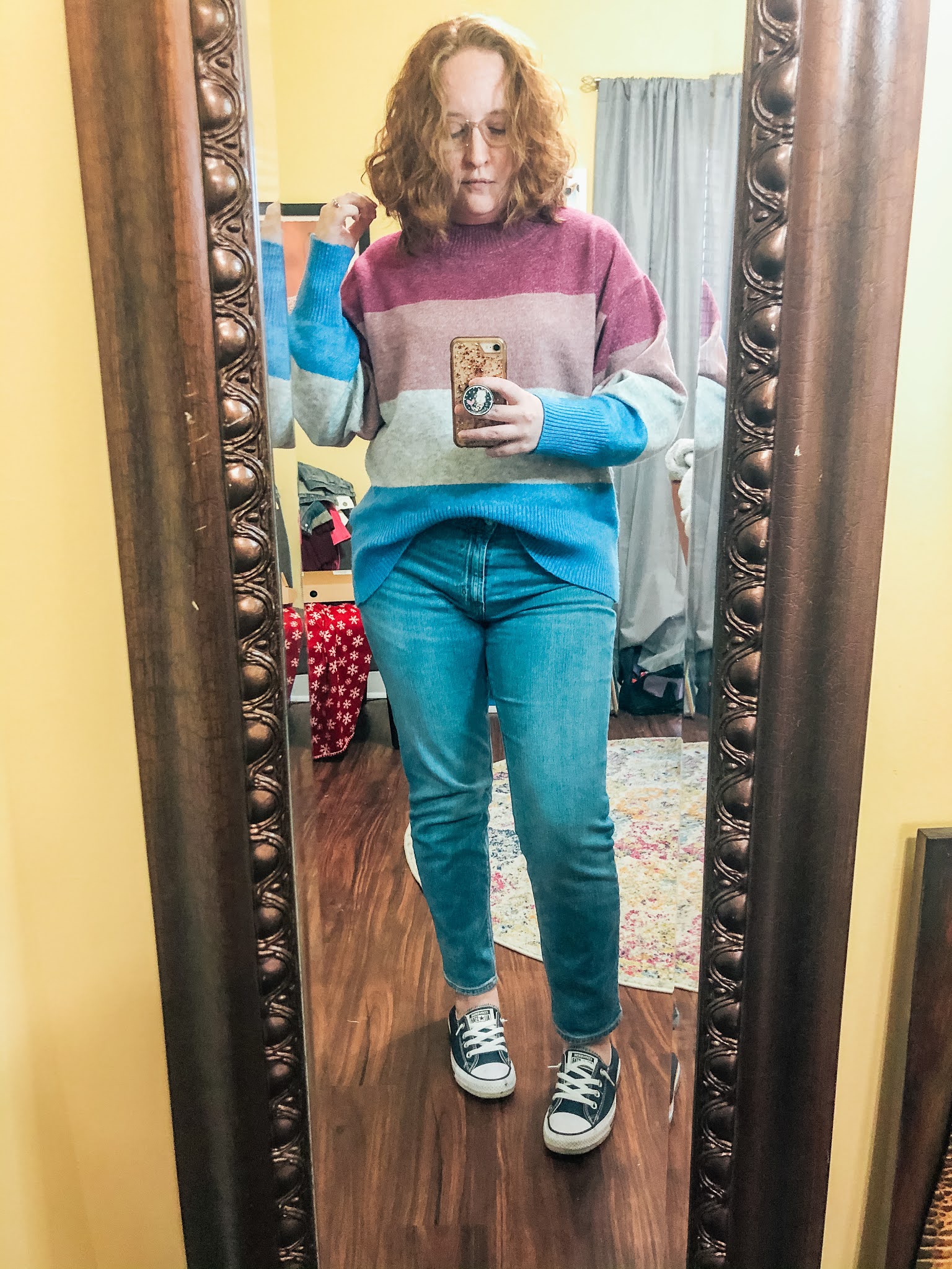 striped-sweater-boyfriend-jeans-converse