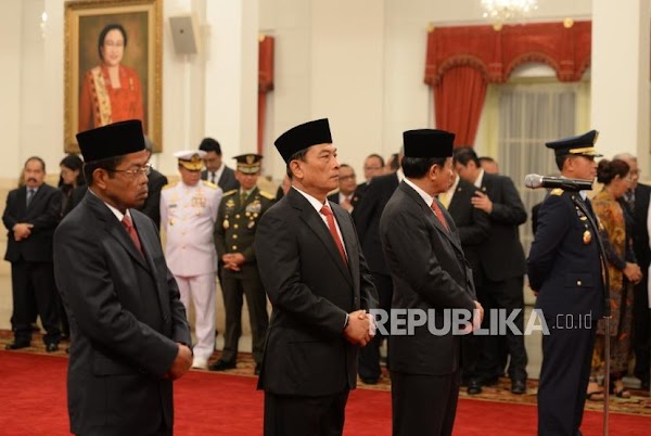 Pengamat: Jokowi Rekrut Jenderal untuk Imbangi Prabowo