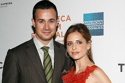 Sarah Michelle Gellar expecting a baby