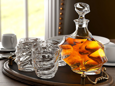 5-Piece Everest Whiskey Decanter Set