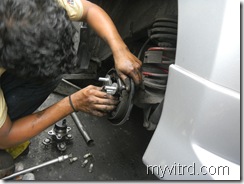 Tukar bearing tayar dengan ABS-myvi-5