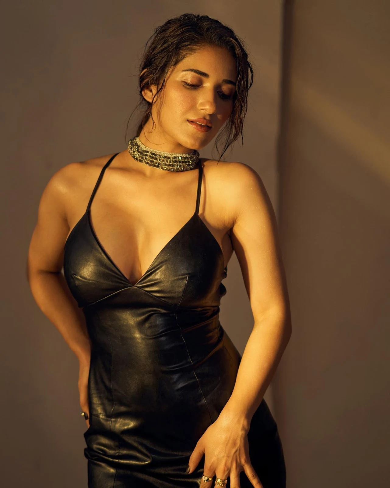 Ruhani Sharma cleavage latex dress sexy body