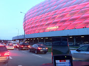 Allianz Arena kurz vor dem Spiel (aallianz arena)