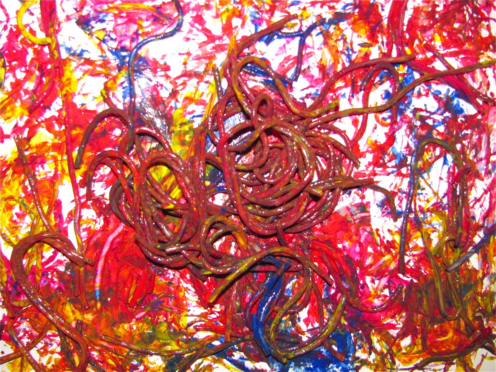 The Chocolate Muffin Tree: Spaghetti Worm Painting!!!