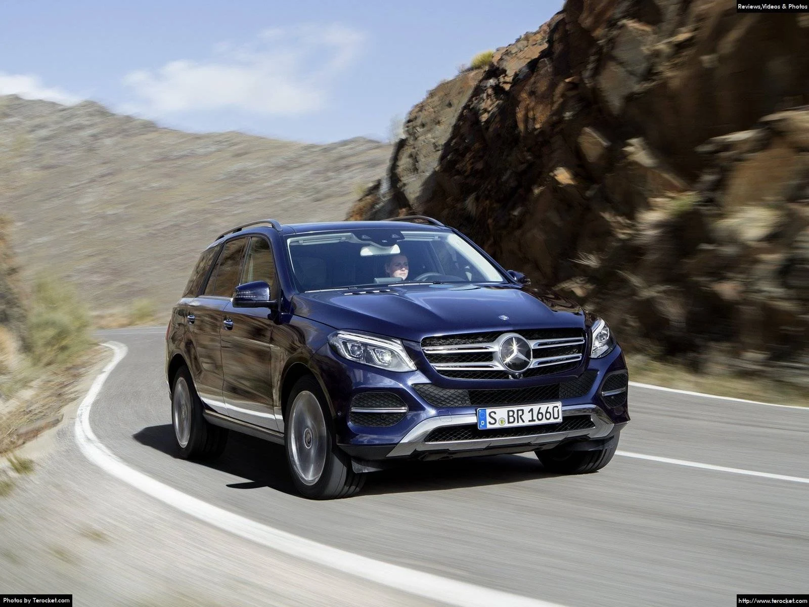 Hình ảnh xe ô tô Mercedes-Benz GLE 2016 & nội ngoại thất