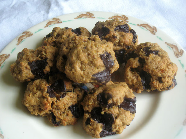 Quinoa Cookies amongst Dark Chocolate Chunks