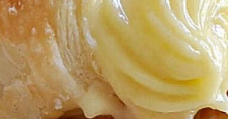 Italian Cream Stuffed Cannoncini - Viral Today