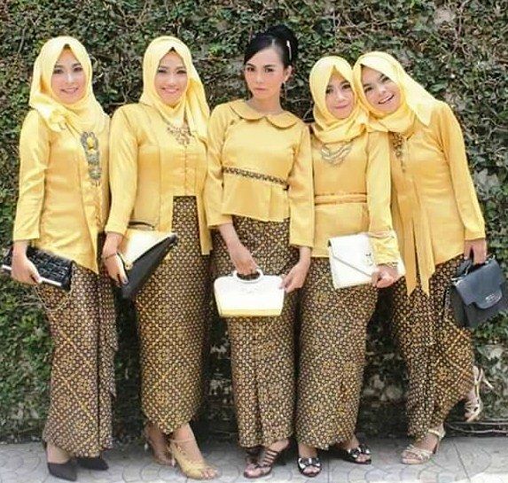 31 Baju Batik Untuk Kondangan, Ide Terbaru!