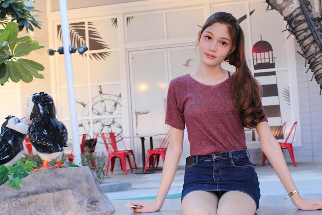 Ruethaipreeya “Dear” Nuanglee – Most Beautiful Thailand Transgender Girl Instagram