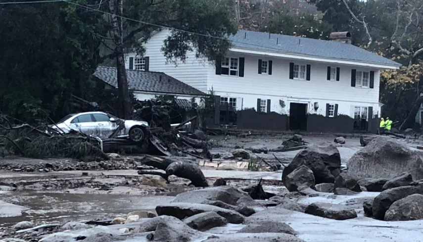 In the American California because of heavy downpours people are dying (2)