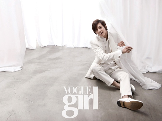 [jung+yong+hwa+-+vogue+girl+januari+2010+-+2.jpg]