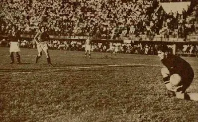 1938