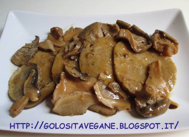 amido di mais, brodo, farina, fecola, fettine, funghi secchi, ricette vegan, Secondi, seitan, tamari, 