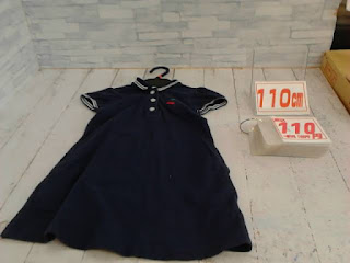 中古品　子供服　１１０ｃｍ　ネイビー　半袖ワンピース　１１０円