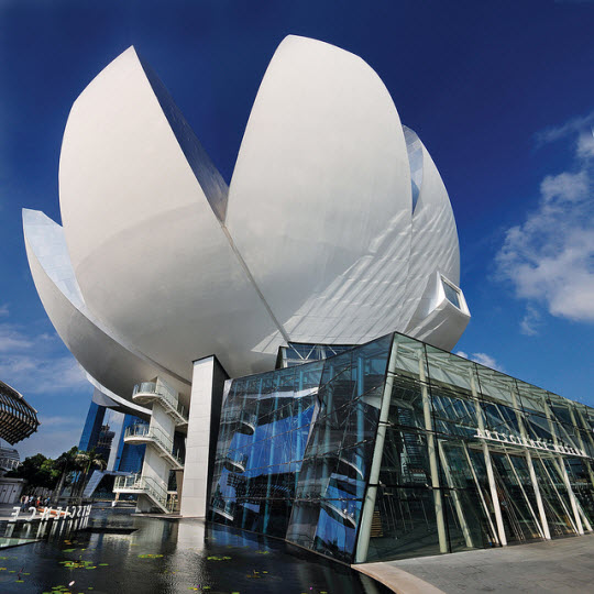 ... : Moshe Safdie Architect, Lotus Flower ArtScience Museum, Singapore