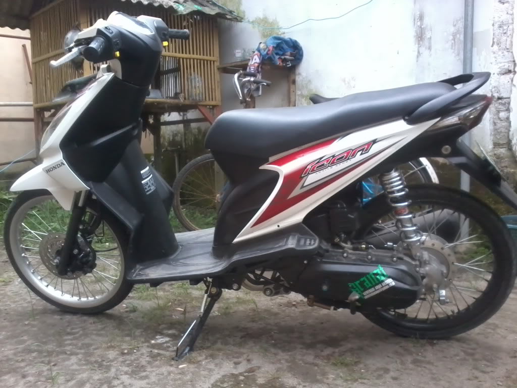 Foto Modifikasi Jupiter Mx Velg Jari Jari 2014 Modifikasi Motor