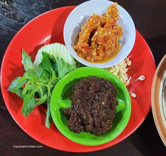 Ayam Goreng Mbah Karto Tembel