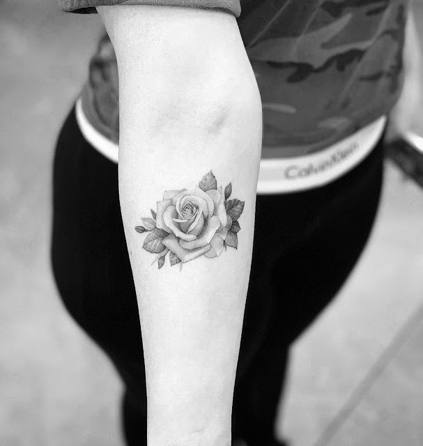 Mini tatuagens femininas 