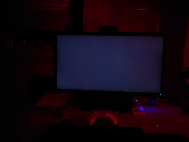 NEC PA311D displaying black in dark room