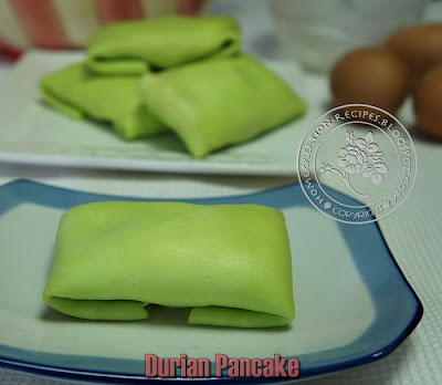 HomeKreation - Kitchen Corner: Durian Pancake (Kuih Dadar 