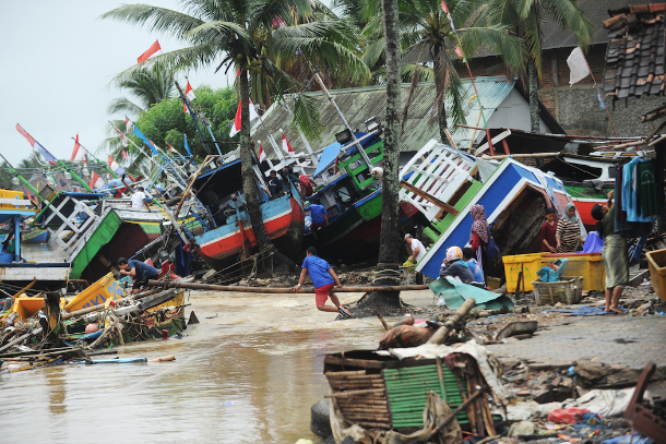 Gereja Katolik Salurkan Bantuan untuk Korban Tsunami Selat Sunda