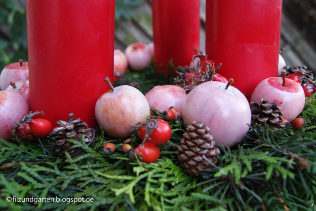 Adventskranz mit nachhaltigen Kerzen