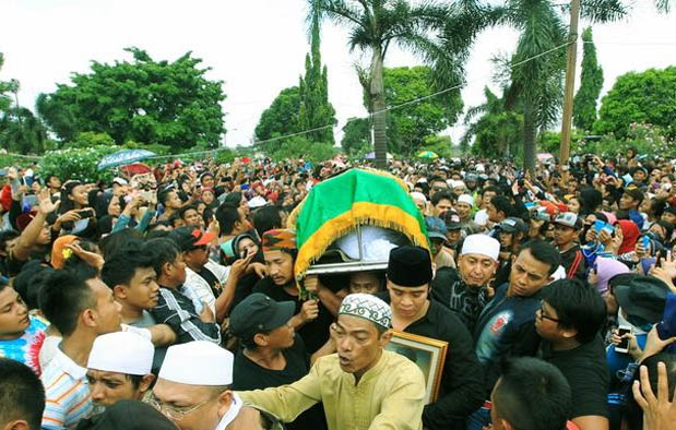 Fenomena mati suri yaitu salah satu fenomena yang sampai kini masih belum terungkap oleh  Kisah Nyata Mati Suri di Kampung Saya