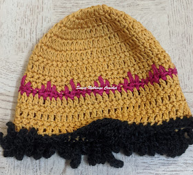 Sweet Nothings Crochet free crochet pattern blog, free crochet pattern for a chemo cap, photo of the cap with spike stitch,