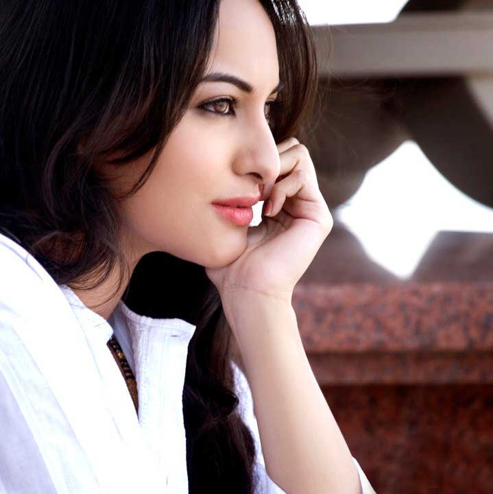 Sonakshi Sinha Wallpapers