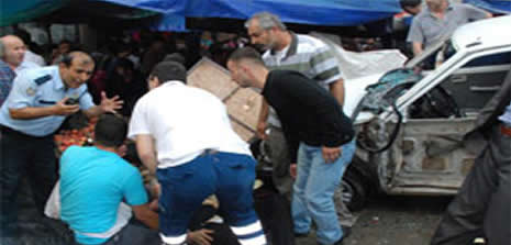 Hamzalar Kasabasında Kamyonet pazar yerine daldı: 1 öldü