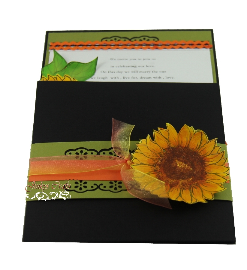 BiFold Sunflower Invitation Closed