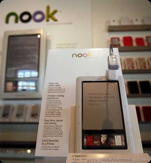 The Barnes & Noble nook002