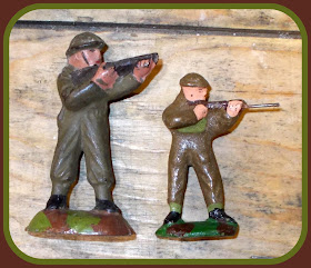 'British'; Brent Composition; Brent Toy Products Ltd.; Brent Toy Soldiers; British Army Toy; British Composition Figures; British Infantry; Lilo Copies; Lilo Model Figures; Lilo Plastic Figures; Lilo Toy Soldiers; Question Mark Figures; Question Time; Small Scale World; smallscaleworld.blogspot.com; Unknown; Unknown Composition Figures; Unknown Composition Toy Soldiers; Unknown Toy Figures; Vintage 'British'; Vintage Brent; Vintage Lilo;