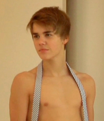 justin bieber pictures shirtless 2011. house Justin Bieber Shirtless