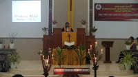 Pdt Yunita Kartika,S.Th Pimpin Perayaan Natal PKBGT Jemaat Soppeng Tahun 2021