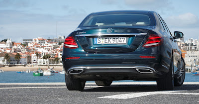 Mercedes-Benz E-Class rear angle hd image