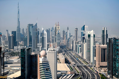 القطاع الغير نفطي في الإمارات بوتيرة متسارعة