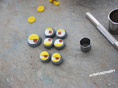 edible minion figurine tutorial