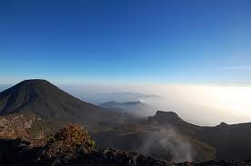 Gunung_Terindah_Di_Indonesia 