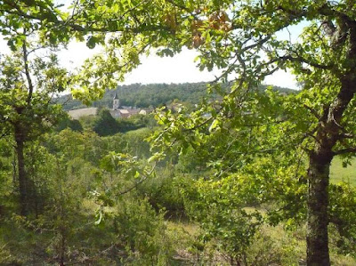 Retrouvez vos ancêtres et découvrez l’origine de notre patronyme, notre histoire familiale, une famille originaire de Dordogne