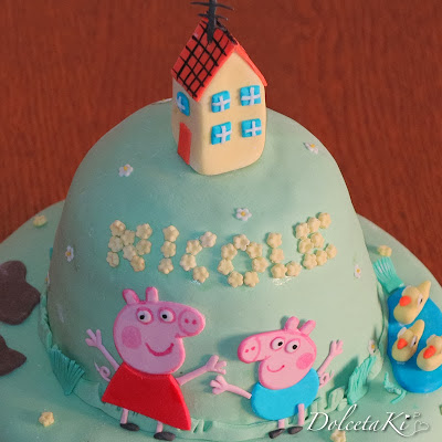 torta peppa pig casa