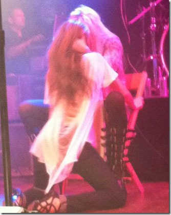 taylor-momsen-lap-dance-jenna-haze-1