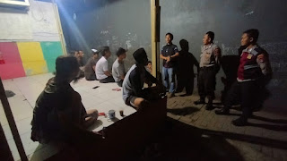 Aktifkan Ronda Siskamling Di Bulan Ramadhan, Anggota Polsek Serang Polresta Serkot Rutin Sambangi Pemukiman 