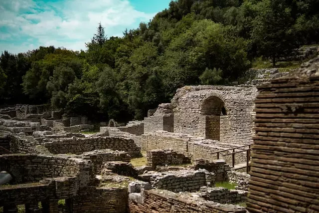sejarah albania rentetan waktu dari zaman kuno hingga masa kontemporer
