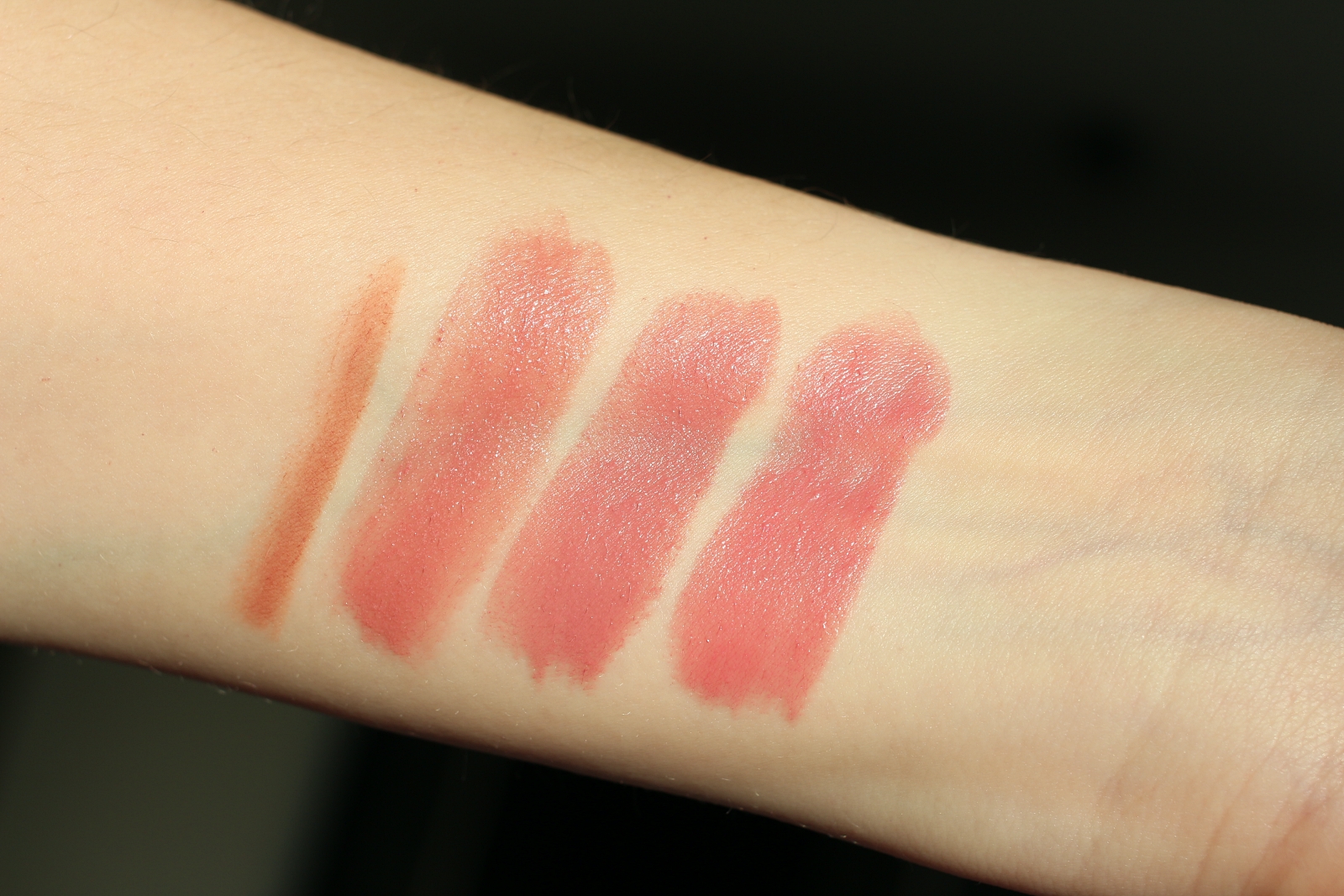 Charlotte Tilbury Hollywood Beauty Icon Lipsticks: Icon Baby, Red Carpet Pink & Candy Chic