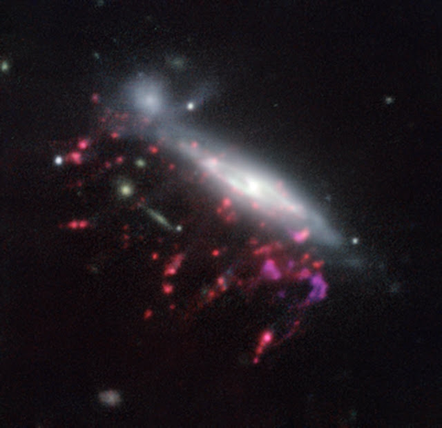 galaksi-ubur-ubur-jo204-astronomi