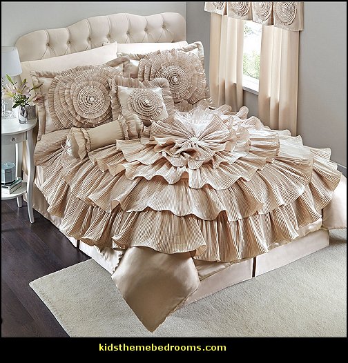 Glam Conforter Set  Interior Design Ideas