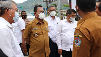 Wisata Pasir Putih Ajibata Tidak Tertata, Bupati Toba danTim Kementerian PUPR Tinjau Lokasi  